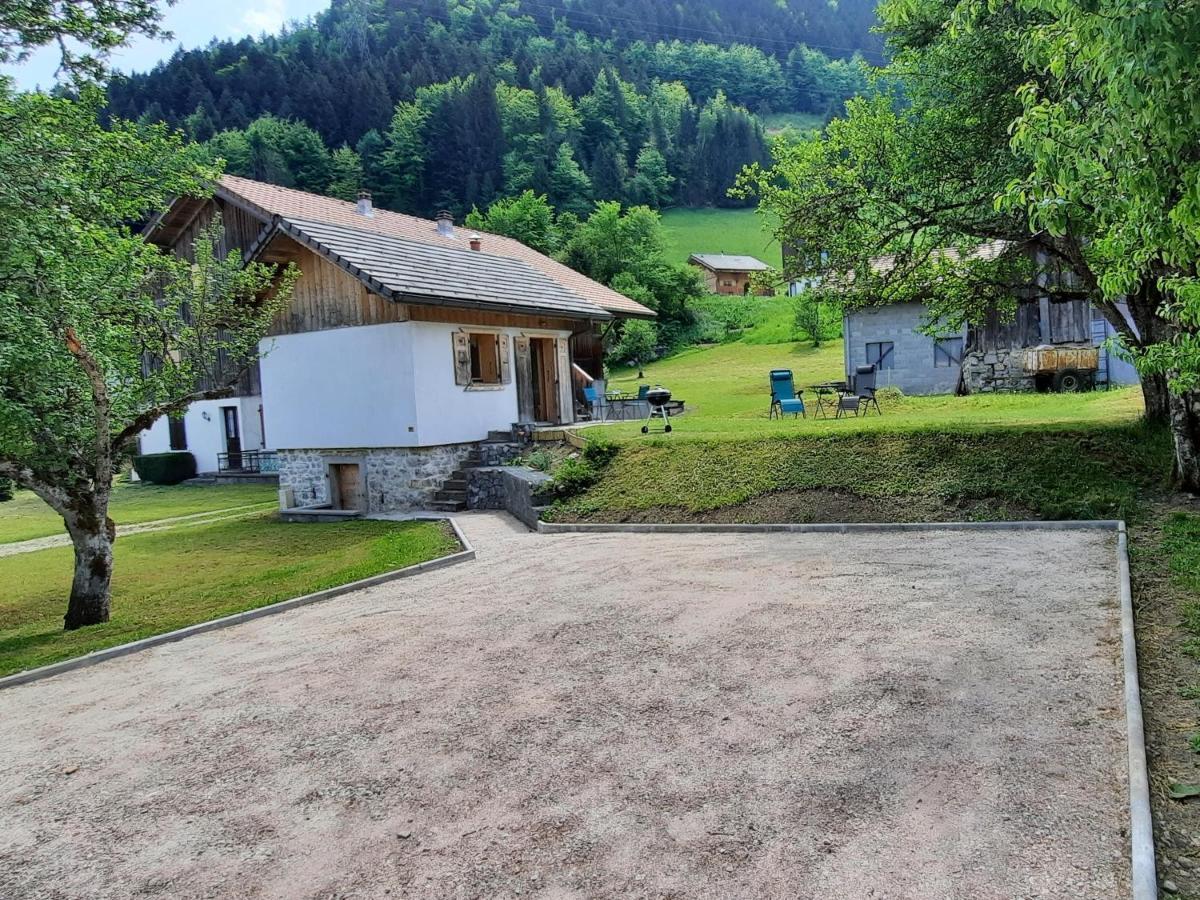 Le Petit Caboin Vendégház Seytroux Kültér fotó